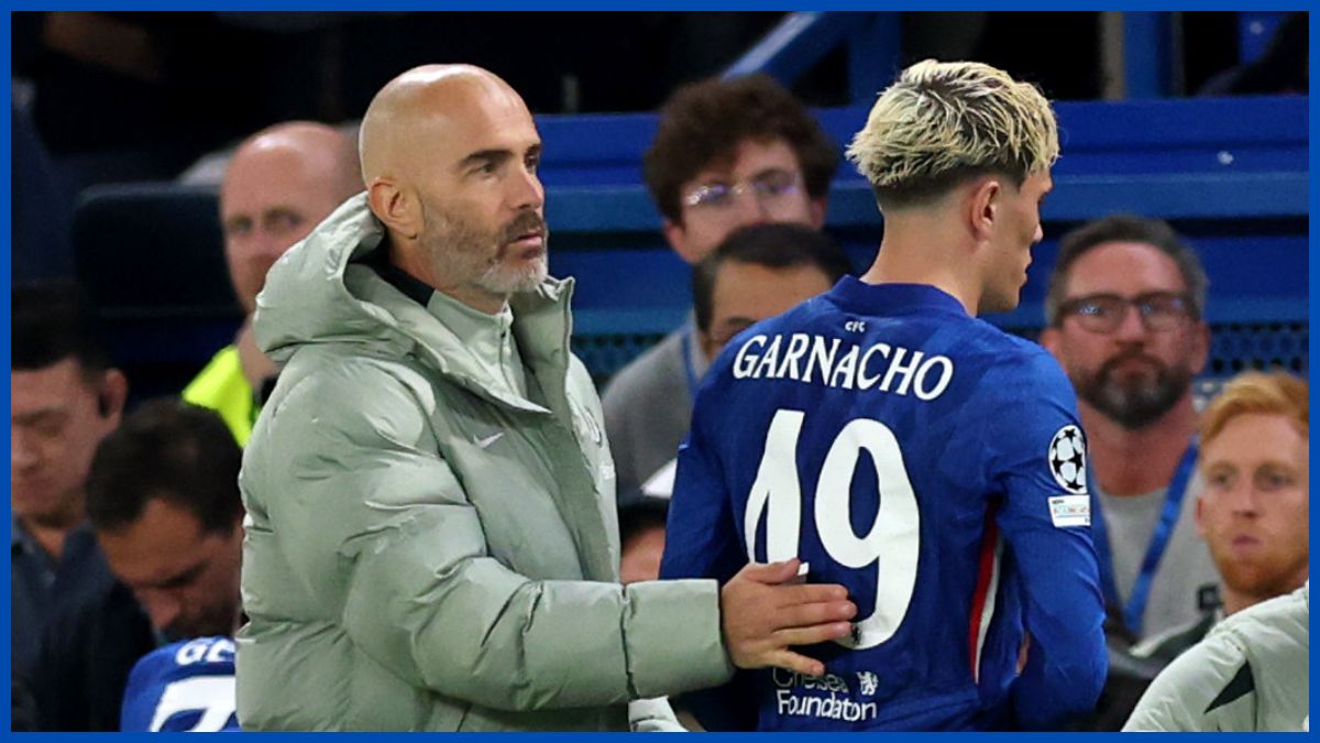 Enzo Maresca with Alejandro Garnacho.